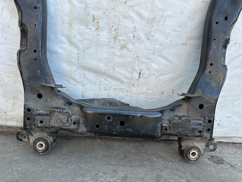 Балка передньої підвіски CHEVROLET MALIBU 15- 84305716 — 4