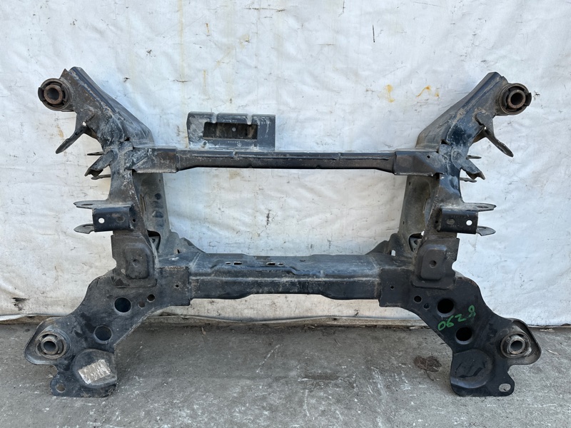 Балка задньої підвіски FORD EDGE 15- F2GZ-5035-D — 5