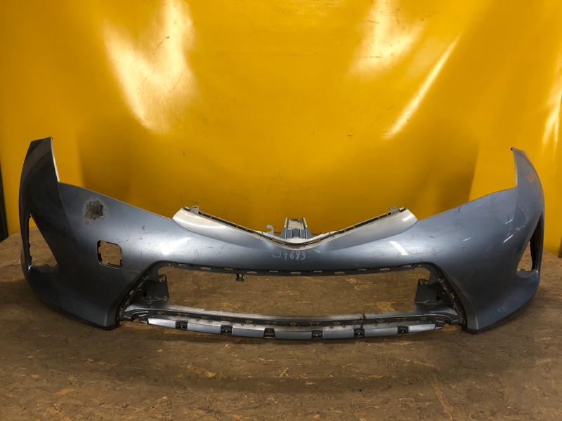 Бампер передній TOYOTA AURIS 13-18 52119-02A20