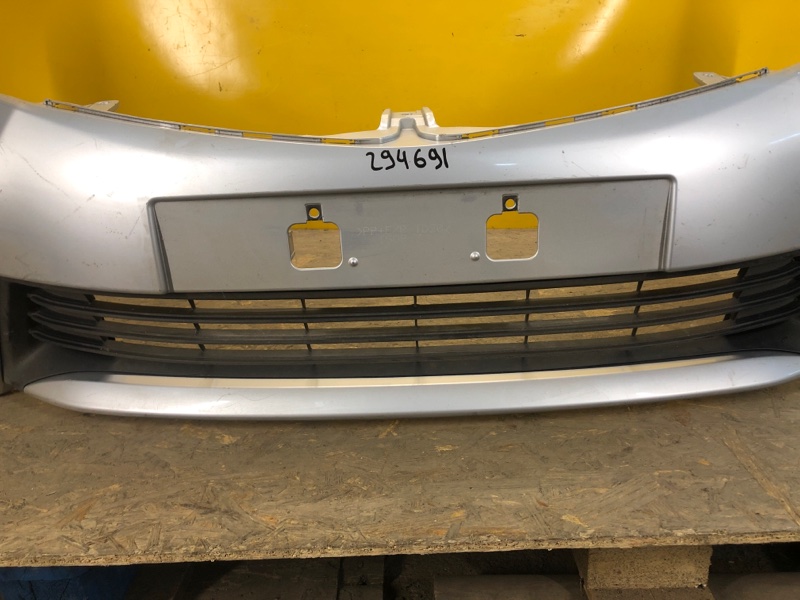 Бампер передній TOYOTA COROLLA 12-19 E180 52119-0Z927 — 5
