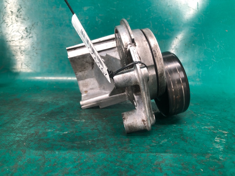 Натягувач ременя генератора LEXUS SC430 01-10 166200W100 — 5