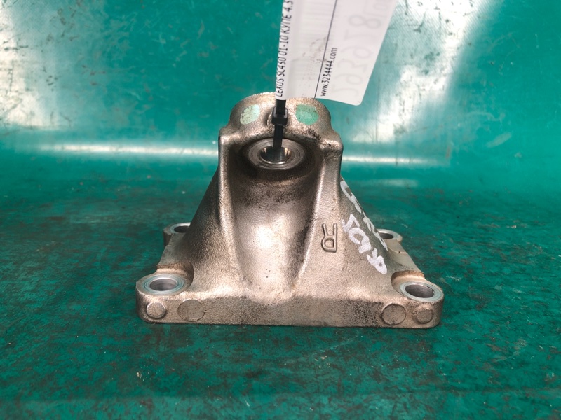 Кронштейн/кріплення двигуна праве LEXUS SC430 01-10 1231150070 — 2