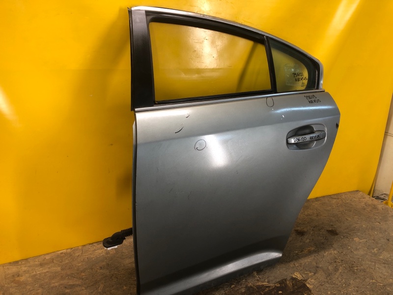 Двері задні ліві TOYOTA AVENSIS 08-18 67004-05040 — 3