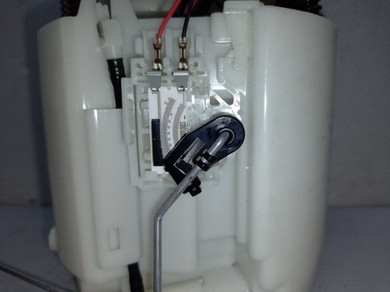 паливний насос LINCOLN MKS 08-12 DA5Z-9H307-H — 5