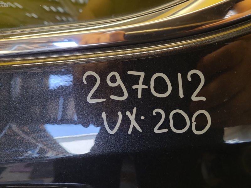 Двері задні ліві LEXUS UX 200 18- 6700479025 — 2