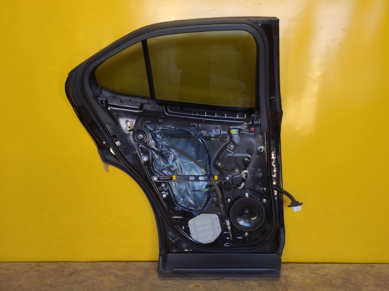 Двері задні ліві LEXUS UX 200 18- 6700479025 — 5