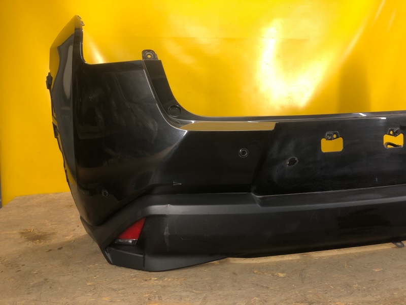 Бампер задній LEXUS UX 200 18- 5215976130 — 4