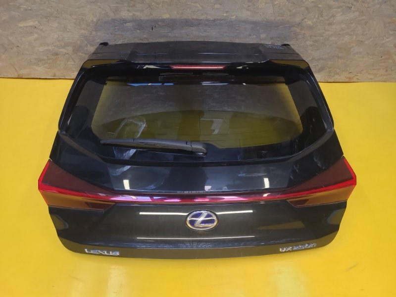 Кришка багажника LEXUS UX 200 18- 6700576240