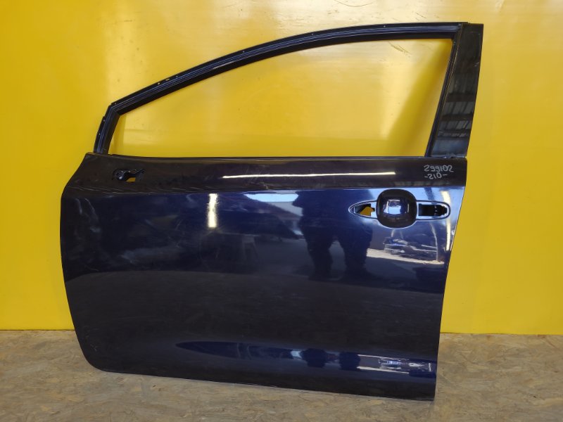 Двері передні ліві TOYOTA COROLLA 18- 67002-02540