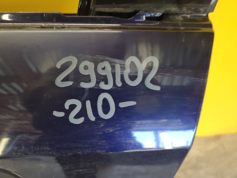 Двері передні ліві TOYOTA COROLLA 18- 67002-02540 — 2