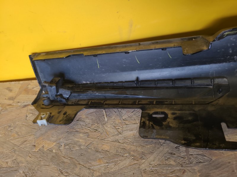 Накладка порогу зовнішня права BMW 3 SERIES (G20//G80/G28) 2019- 51128069382 — 5