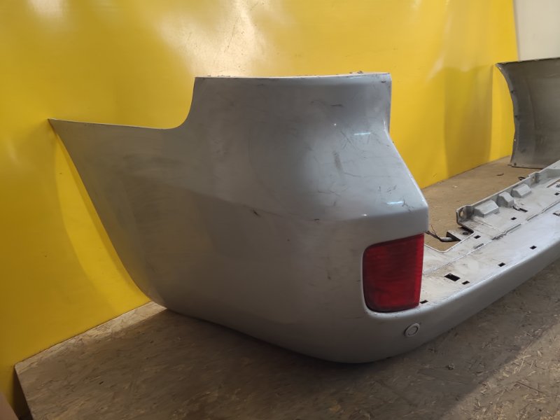 Бампер задній TOYOTA LAND CRUISER 200 08-21 5215960260 — 5