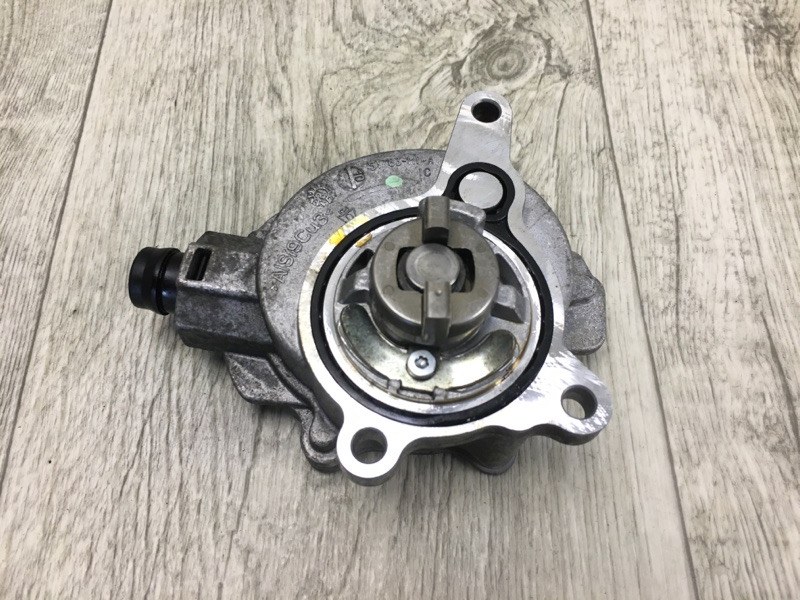 Вакуумний насос LAND ROVER EVOQUE 2012-2018 LR047384