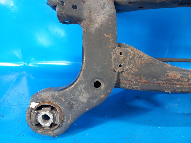 Балка задньої підвіски CHRYSLER 200 10-14 5085330AK — 3