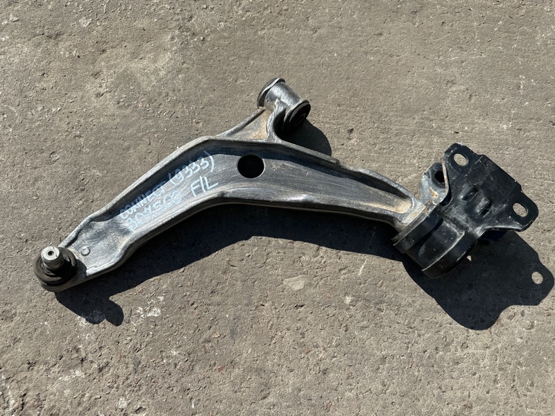 Важіль передньої підвіски нижній лівий FORD TRANSIT CONNECT 13-24 KV6Z-3079-B