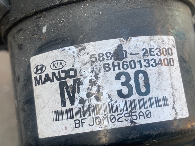 Блок антиблокувальної системи HYUNDAI TUCSON 04-10 58920-2E300 — 3