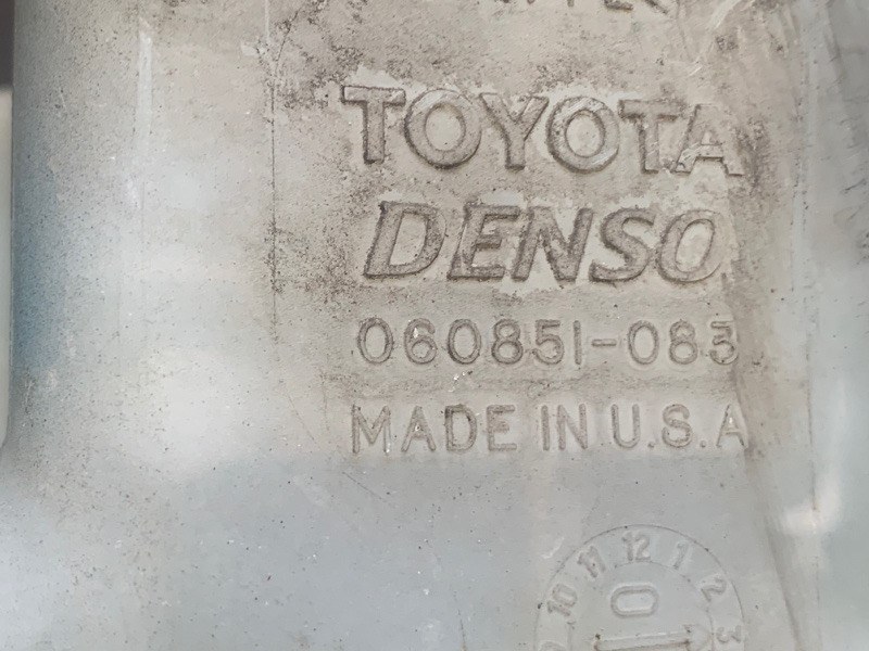 Бачок омивача TOYOTA MATRIX 02-08 85315-01030 — 4