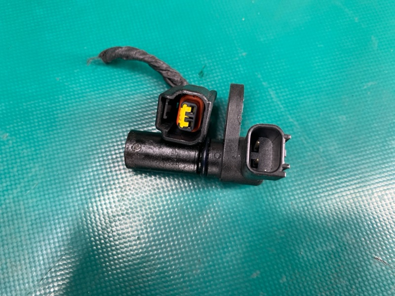 Датчик положення распредвала MAZDA TRIBUTE 00-07 GY01-18-230 — 4