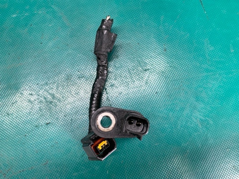 Датчик положення колінвалу MAZDA TRIBUTE 00-07 GY01-18-221 — 4