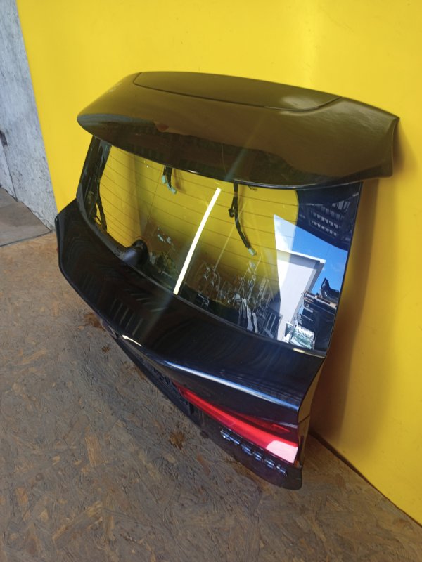 Кришка багажника LEXUS CT200 17- 67005-76010 — 3