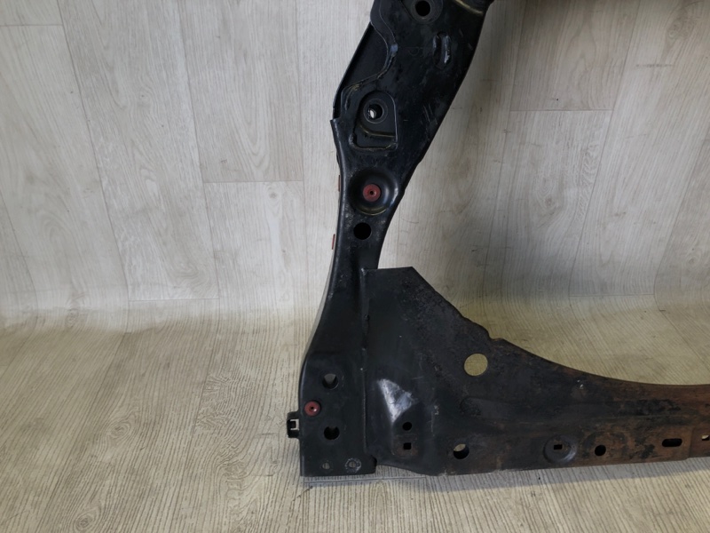 Балка передньої підвіски VOLVO XC90 15-19 32221046 — 3