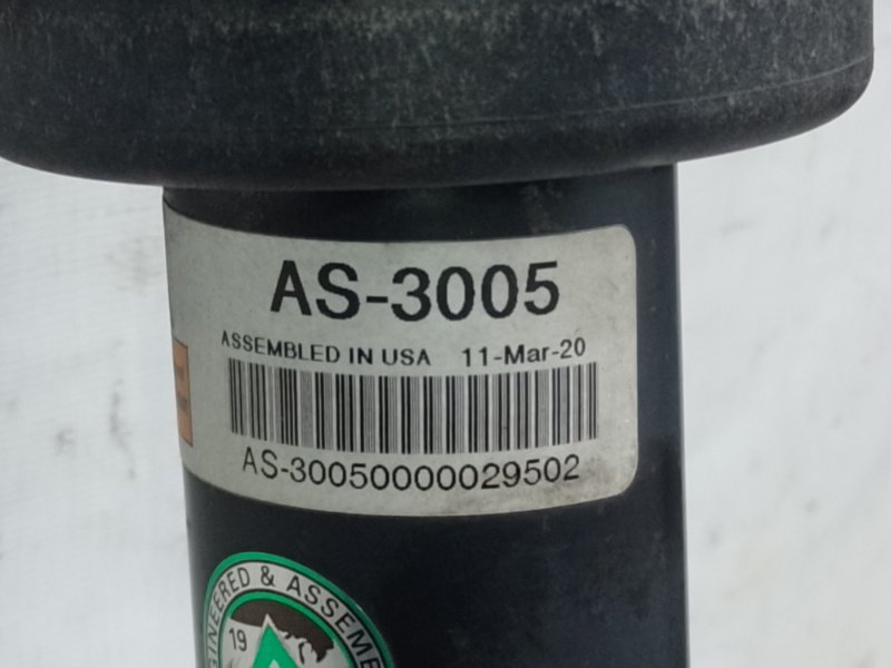 Амортизатор передній правий MERCEDES GL-CLASS X164 06-12 A 164 320 61 13 — 3