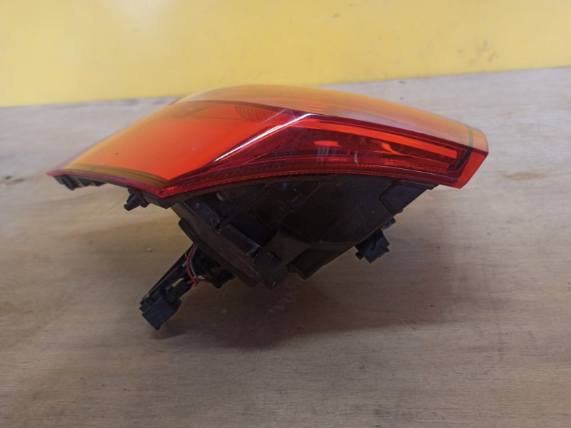 Ліхтар зовнішній задній правий VOLKSWAGEN GOLF 12-21 5G0945096P — 5