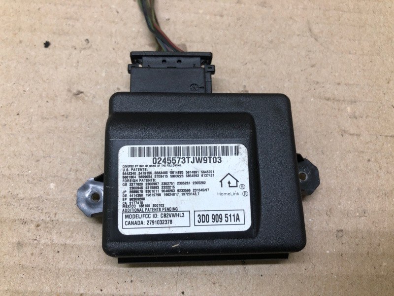 Блок електронний VOLKSWAGEN TOUAREG 02-10 3D0 909 511 A — 3