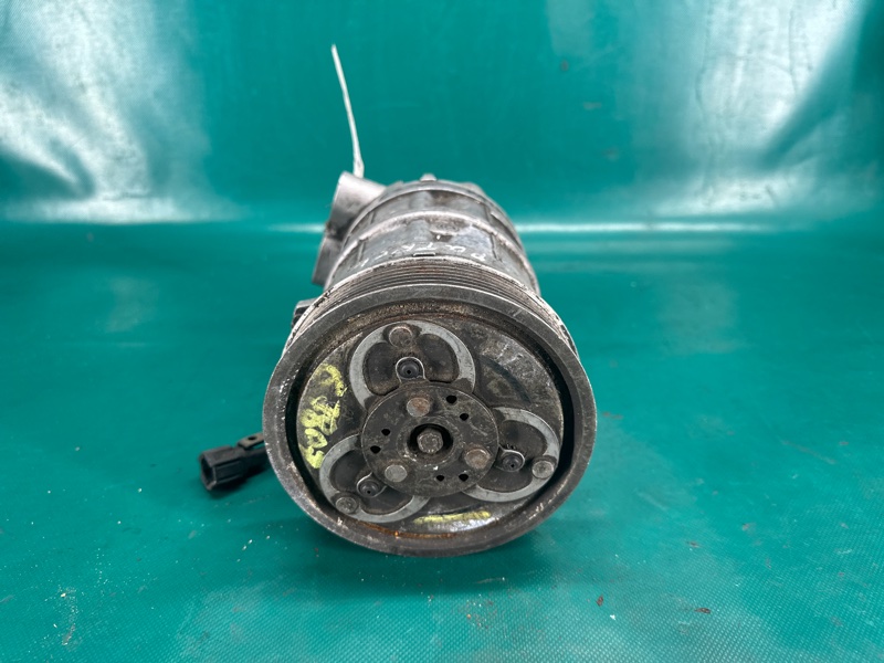 Компресор кондиціонера NISSAN PATROL 97-13 92600-VB800 — 2