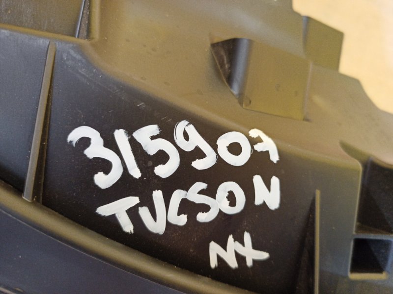 Денний ходовий вогонь правий HYUNDAI TUCSON NX4  20- 92208N7100 — 2