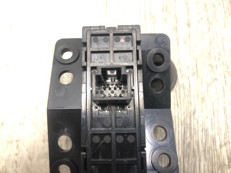 Блок керування круїз-контролем NISSAN QASHQAI/ROGUE SPORT 14- 25273-4BA0A — 5
