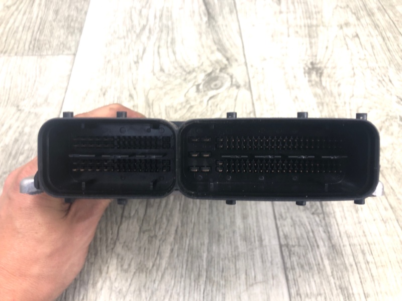 Блок керування двигуном FIAT 500L (330) 12-17 55252620 — 5