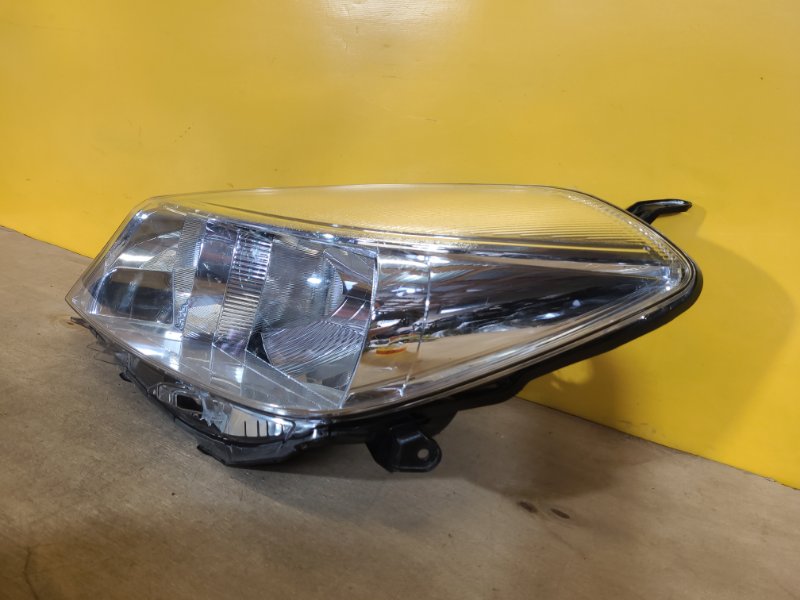 Фара ліва TOYOTA YARIS 11-20 811700D470 — 4