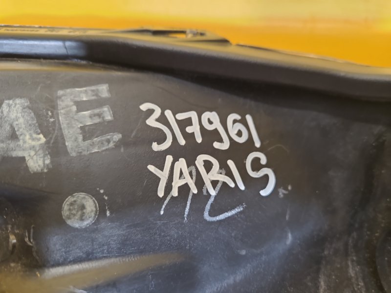 Фара ліва TOYOTA YARIS 11-20 811700D470 — 2