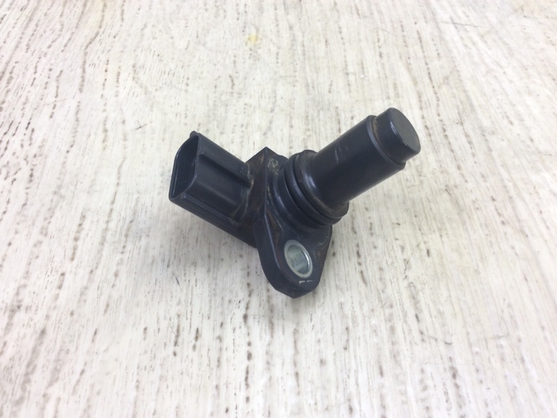 Датчик положення распредвала VOLVO XC90 15-19 31491073 — 2