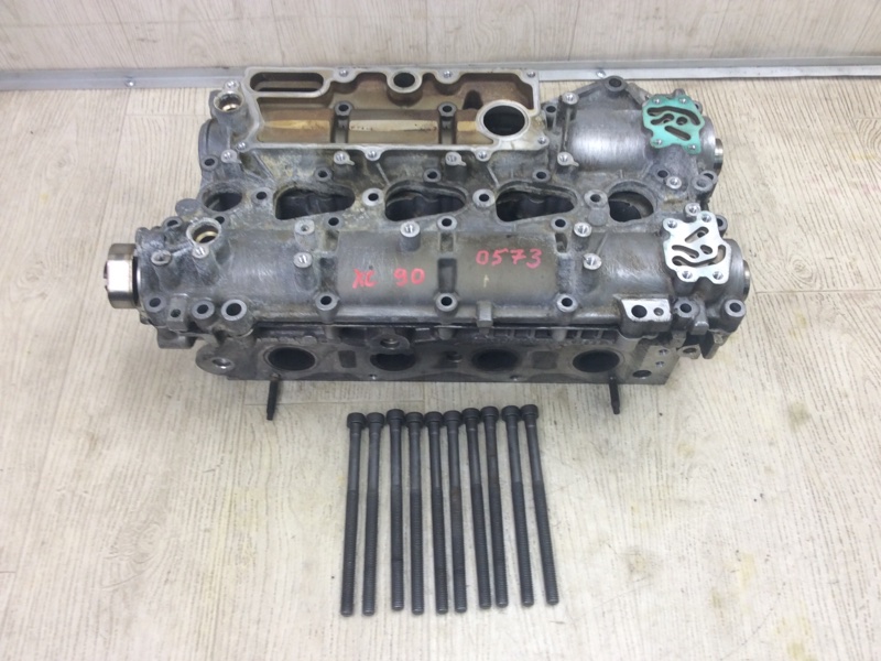 Головка блоку циліндрів VOLVO XC90 15-19 36013561