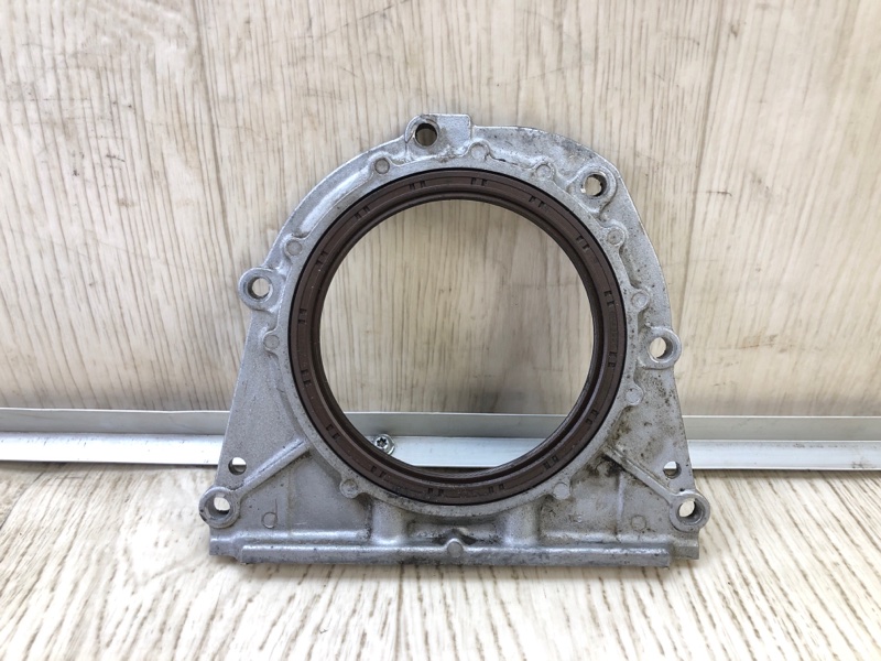 Кришка коленвала задня TOYOTA LAND CRUISER 90 96-03 1138162010
