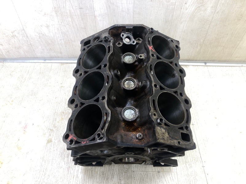 Блок двигуна TOYOTA LAND CRUISER 90 96-03 1140169577 — 2