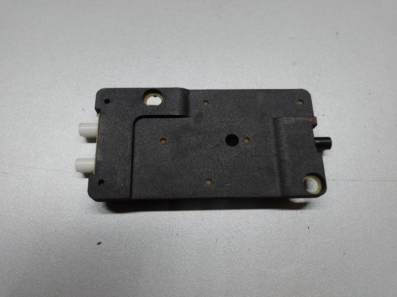 Антена MERCEDES E-CLASS W211 02-09 A 211 820 86 89 — 2