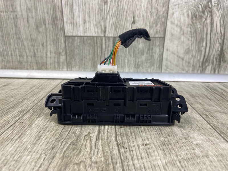 Блок кнопок торпедо KIA FORTE BD 18-21 93700M6020WK — 4