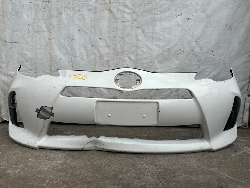 Бампер передній TOYOTA PRIUS C/AQUA 11-14 52119-52980