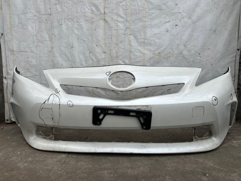 Бампер передній TOYOTA PRIUS PLUS 11-14 52119-47929