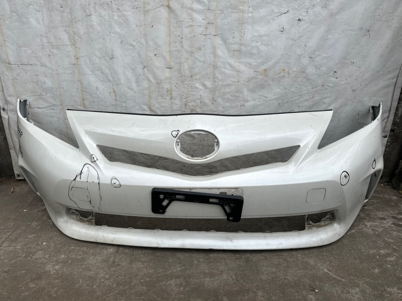 Бампер передній TOYOTA PRIUS PLUS 11-14 52119-47929 — 2