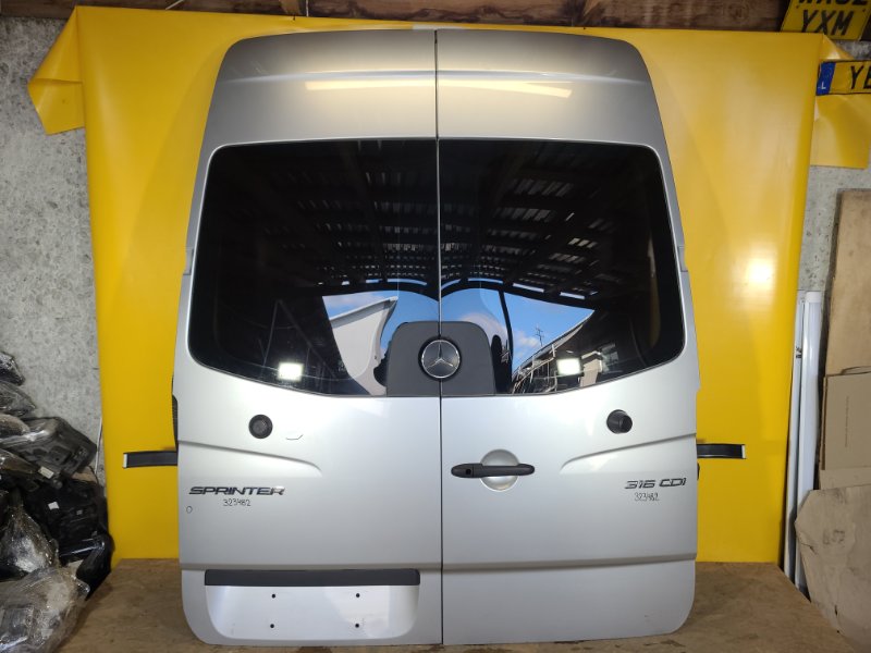 Двері задні MERCEDES SPRINTER ( B906 ) 06- A 906 740 25 00