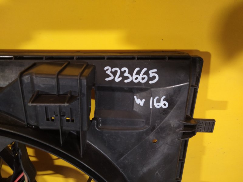 Дифузор вентилятора основного радіатора MERCEDES M-CLASS W166 11-15 A0999062300 — 2