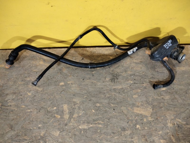 Горловина паливного бака MERCEDES M-CLASS W166 11-15 1664700089