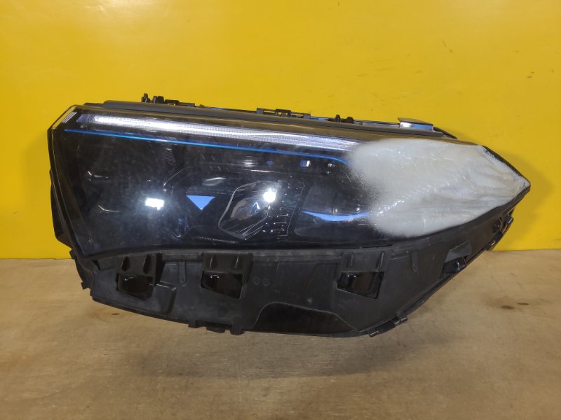 Фара передня ліва MERCEDES EQB (X243) 21-23 A2439068900KZ