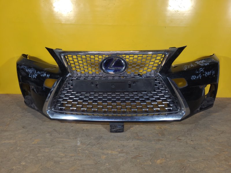 Бампер передній LEXUS CT200 17- 5211976250