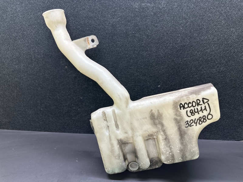 Бачок омивача HONDA ACCORD COUPE 03-07 76840-SDA-A11