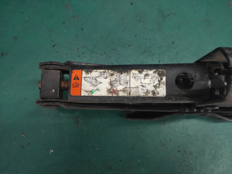 Домкрат FORD EXPEDITION 03-06 5L1Z-17080-B — 5